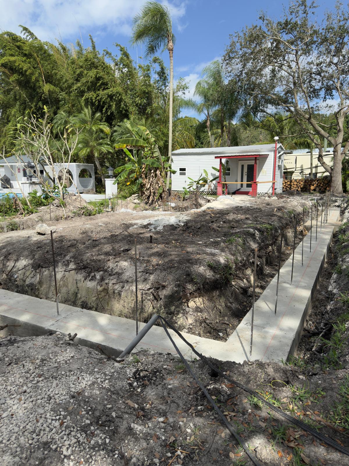 Outdoor structure renovation - LMV Construction